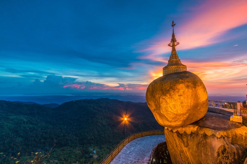 ขอพรความรัก