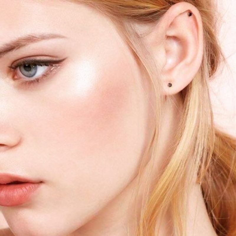 Working Woman Make Up